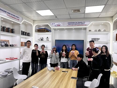 Dernières nouvelles de l'entreprise 2026 Nouvel An: Grils, jeux et bonnes vibrations au camping de TWOO AUTO