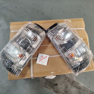 Bon prix Ensemble de feux d'angle de camion, étanche et Durable, OEM, clignotant, marqueur latéral pour camion robuste Isuzu Nissan en ligne