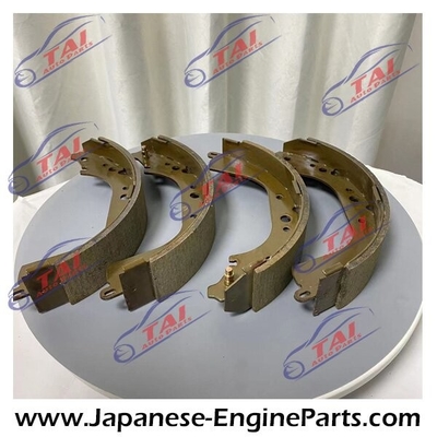 Good price Nouveaux sabots de frein arrière véritables 04495-60070 pièces de rechange de moteur de Land Cruiser Toyota en ligne