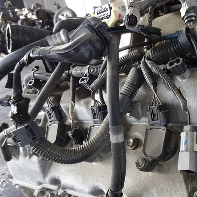 5.7L a utilisé les moteurs japonais a utilisé des moteurs de Toyota pour Land Cruiser