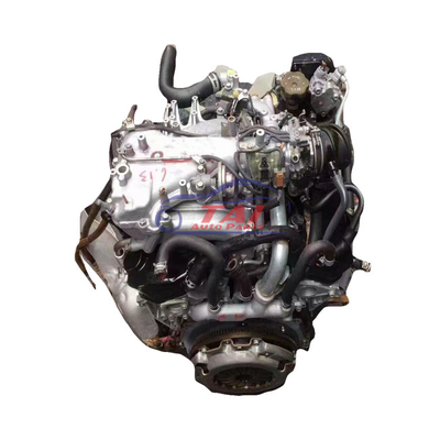 Le moteur à essence original V6 a utilisé les moteurs japonais 6G72 V33 V43 pour Mitsubishi