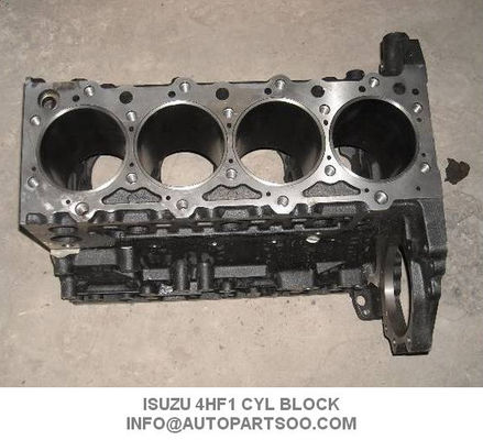 Bon prix Bloc de cylindres de moteur en fonte ISUZU 4HF1 / 4HG1 Pièces de moteur en ligne