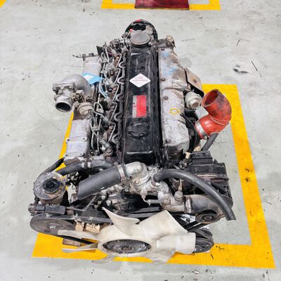 Bon prix TD42Ti Ensemble Moteur Complet 160 CV Cylindrée 4.2L Turbo Intercooler Moteur Diesel en ligne