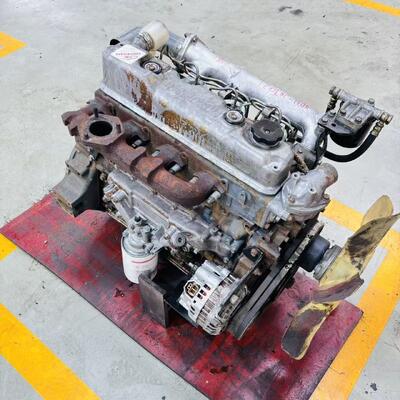 Bon prix 4D32 Ensemble Moteur Diesel Mécanique 3.57L Atmosphérique Complet pour Camions Légers et Mini-Bus en ligne