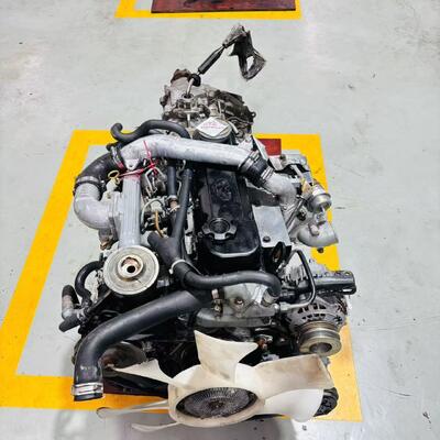 Assemblage Moteur Diesel QD80 avec Turbocompresseur Intercooler de 3.15L de Cylindrée pour Émissions Euro3 & Euro4 et Bloc Cylindres Renforcé en Fonte