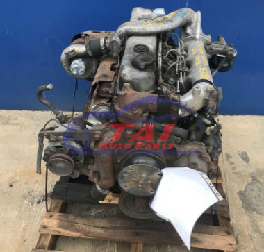 Bon prix Mitsubishi 4D31 4D32 4D33 Moteur usagé en bon état en ligne