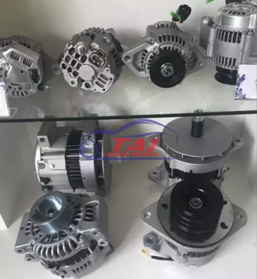 qualité 4HF1 Isuzu Engine Spare Parts Alternator 8973666120 usine